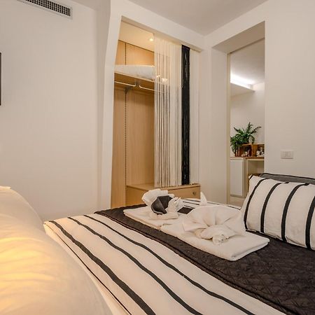 Residenze Longhi Bed & Breakfast วาสโต ภายนอก รูปภาพ