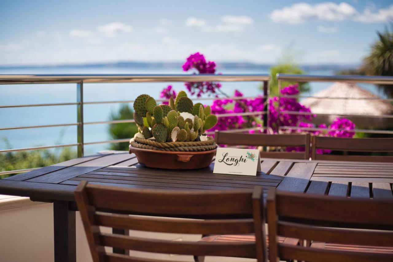 Residenze Longhi Bed & Breakfast วาสโต ภายนอก รูปภาพ