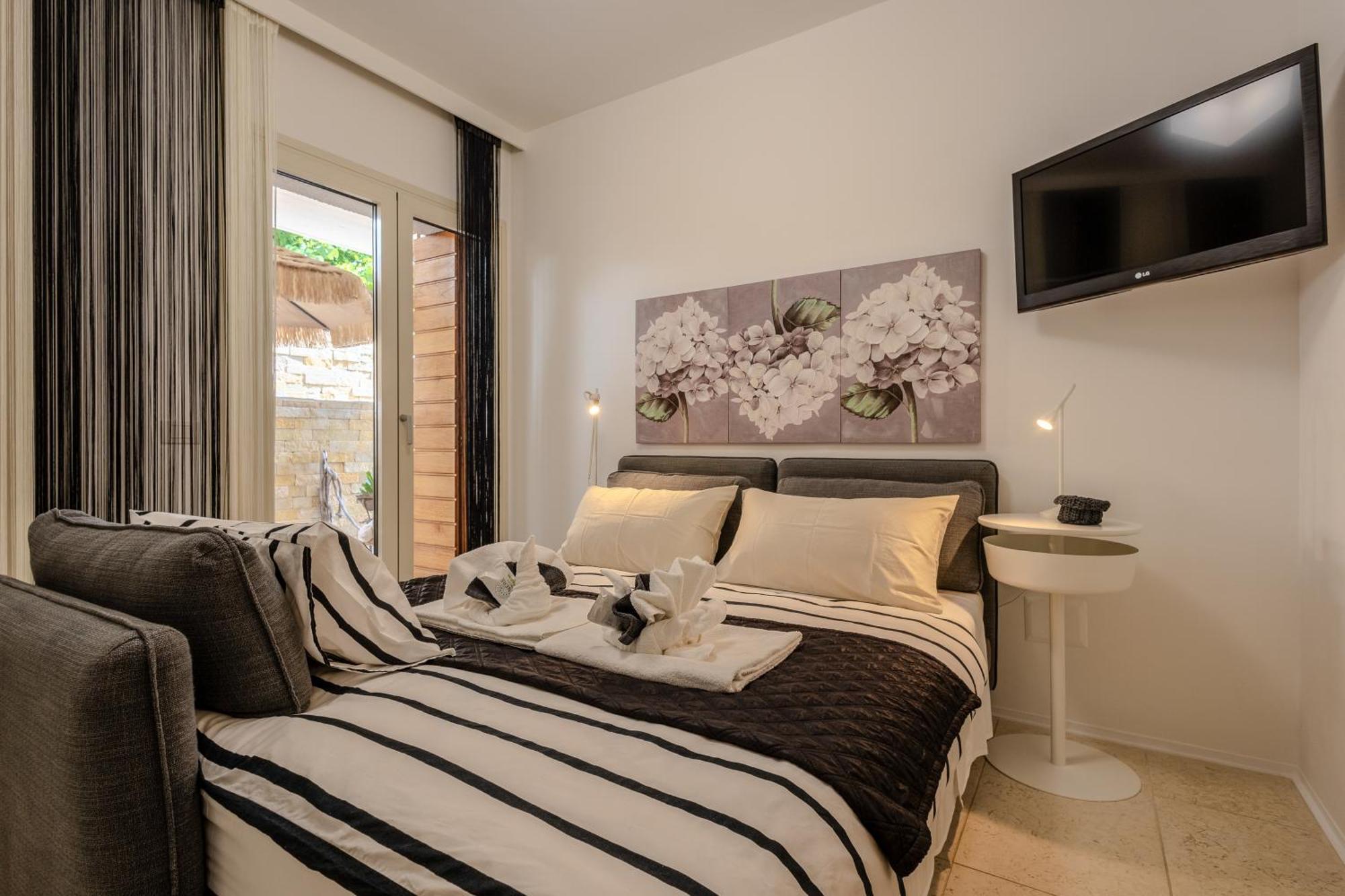 Residenze Longhi Bed & Breakfast วาสโต ภายนอก รูปภาพ