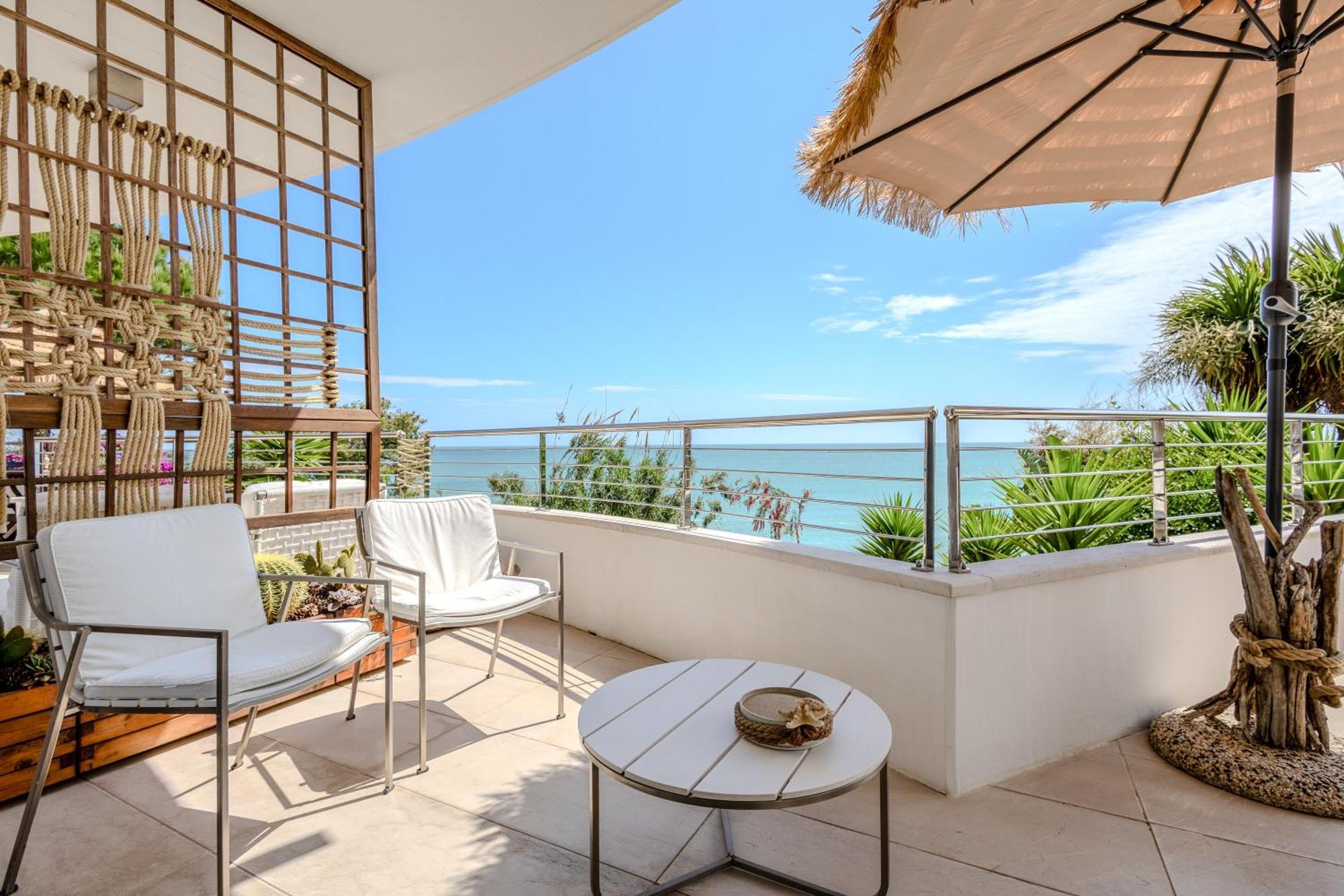 Residenze Longhi Bed & Breakfast วาสโต ภายนอก รูปภาพ